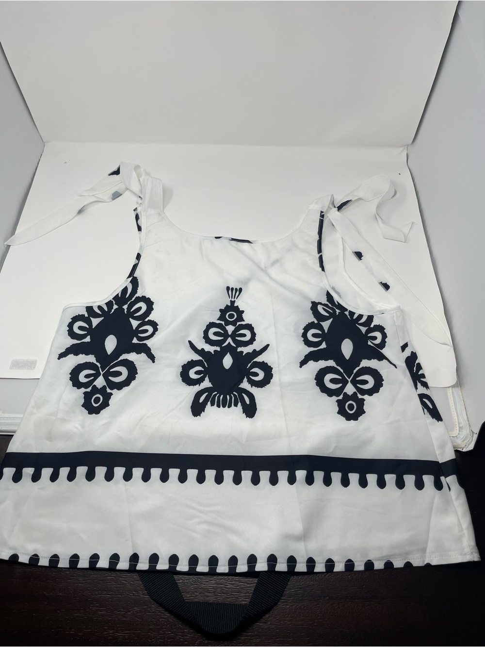 White Tie-Shoulder Camisole with navy graphics